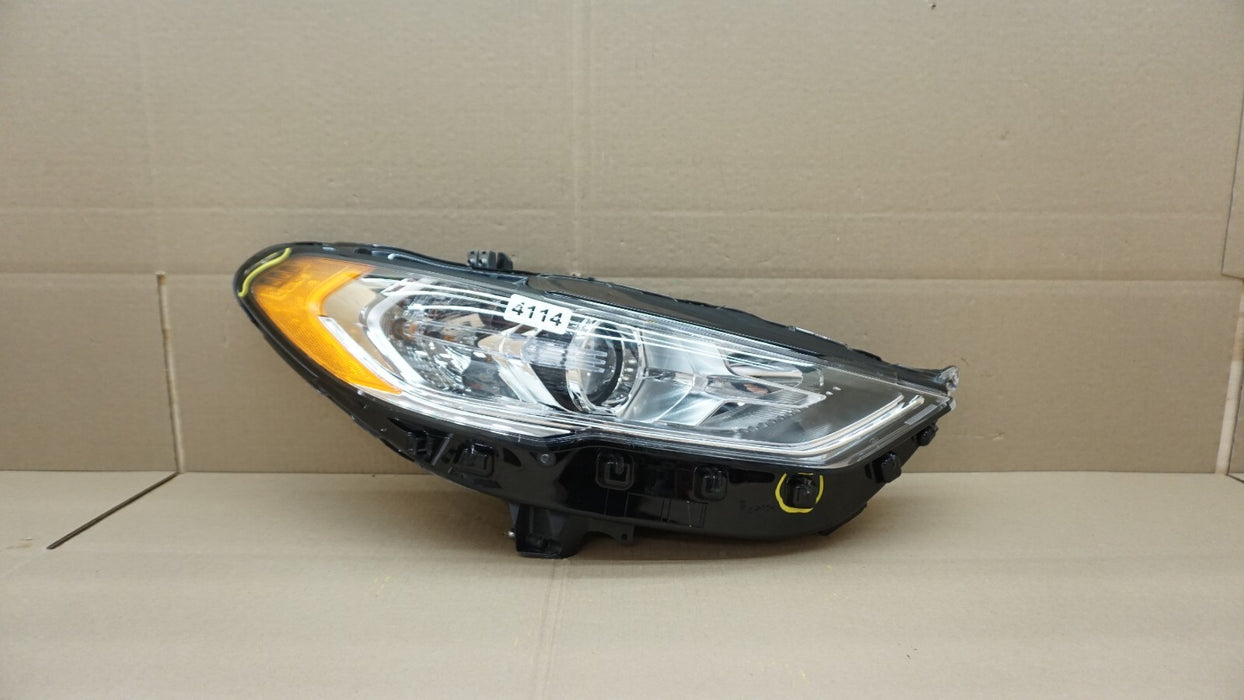 2017-2020 FORD FUSION FRONT RIGHT PASSENGER SIDE HEADLIGHT HALOGEN OEM