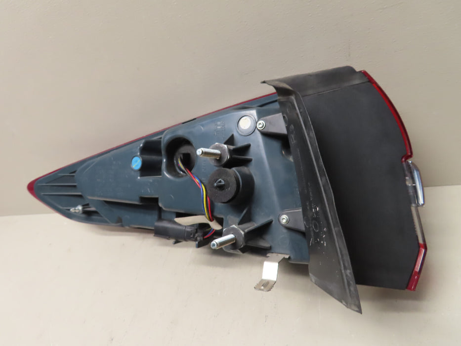 2017- 2020 FORD FUSION REAR RIGHT PASSENGER OUTER SIDE TAIL LIGHT LED OEM