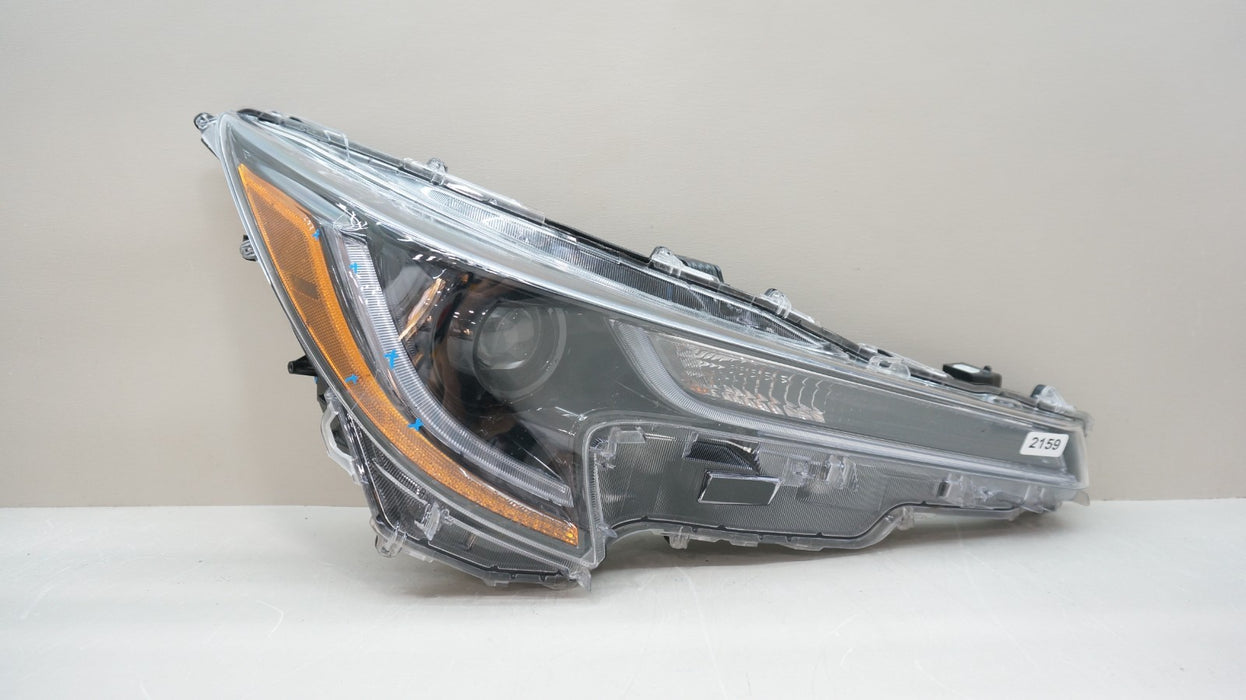 2020-2022 TOYOTA COROLLA FRONT RIGHT PASSENGER SIDE HALOGEN HEADLIGHT OEM
