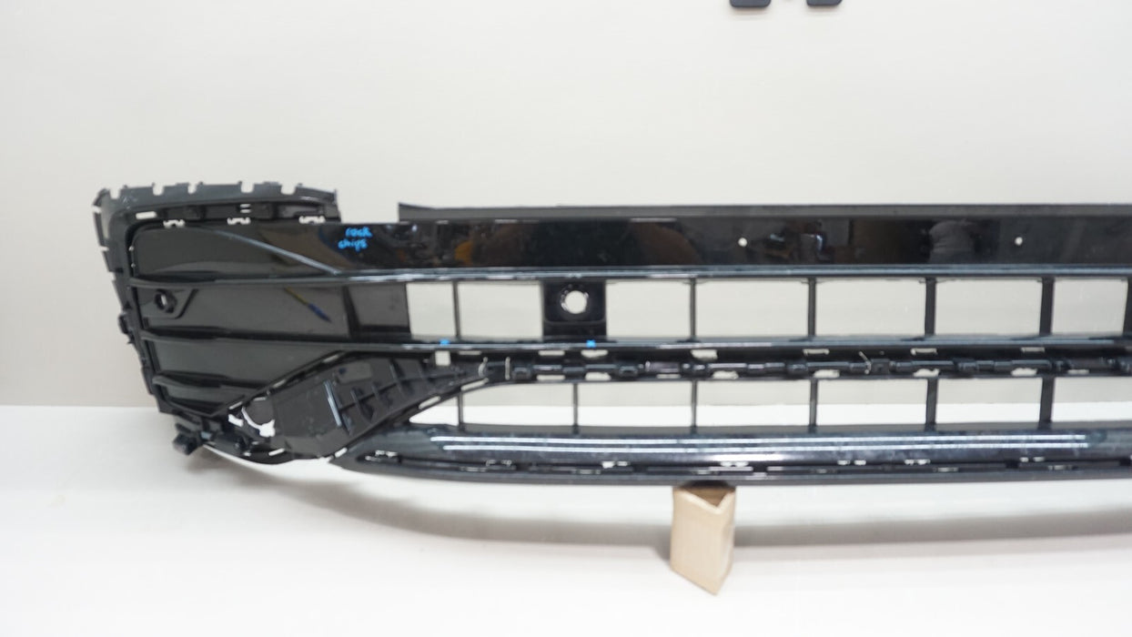 2022-2023 VOLKSWAGEN TIGUAN R LINE FRONT LOWER BUMPER GRILLE OEM 5NN853677L
