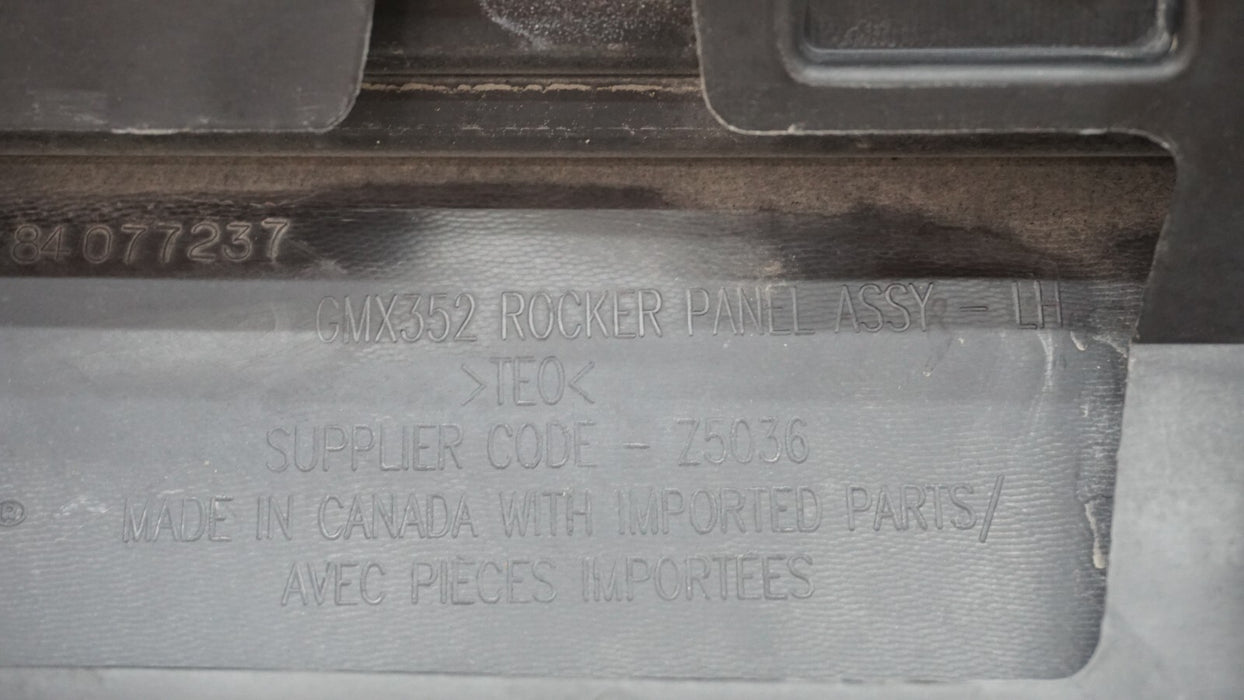 2014-2020 CHEVROLET IMPALA LEFT DRIVERS SIDE SKIRT ROCKER OEM 84077237