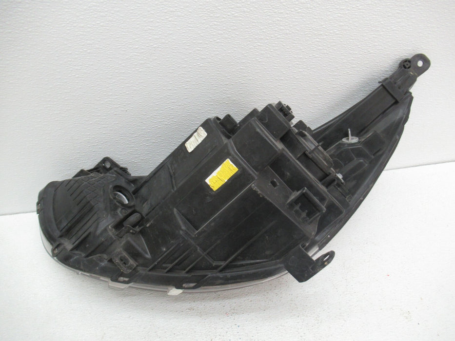 2015-2017 HYUNDAI ACCENT FRONT RIGHT PASSENGER SIDE HEADLIGHT LAMP OEM