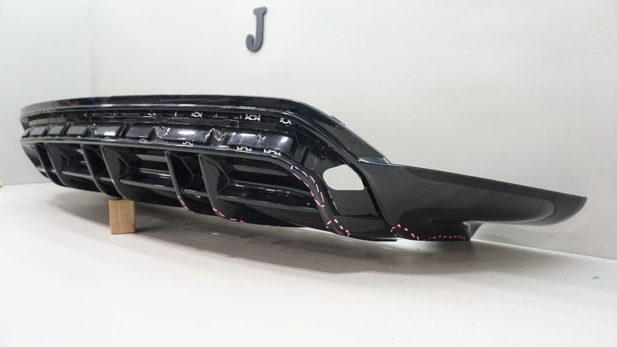 2022-2023 AUDI E-TRON GT REAR LOWER BUMPER VALANCE DIFFUSER 4J3807983 OEM