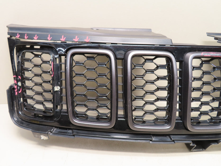 2017-2020 JEEP GRAND CHEROKEE FRONT UPPER GRILL GRILLE OEM