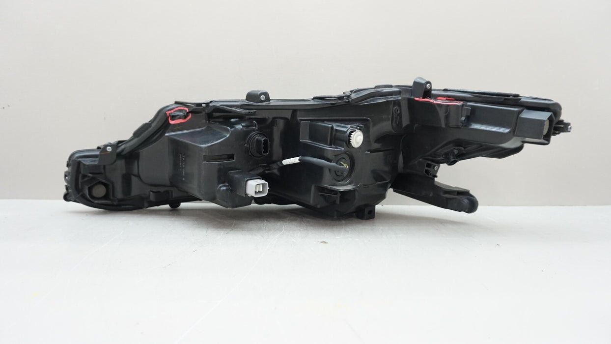 2018-2021 TOYOTA CAMRY FRONT RH RIGHT PASSENGER SIDE HALOGEN HEADLIGHT OEM