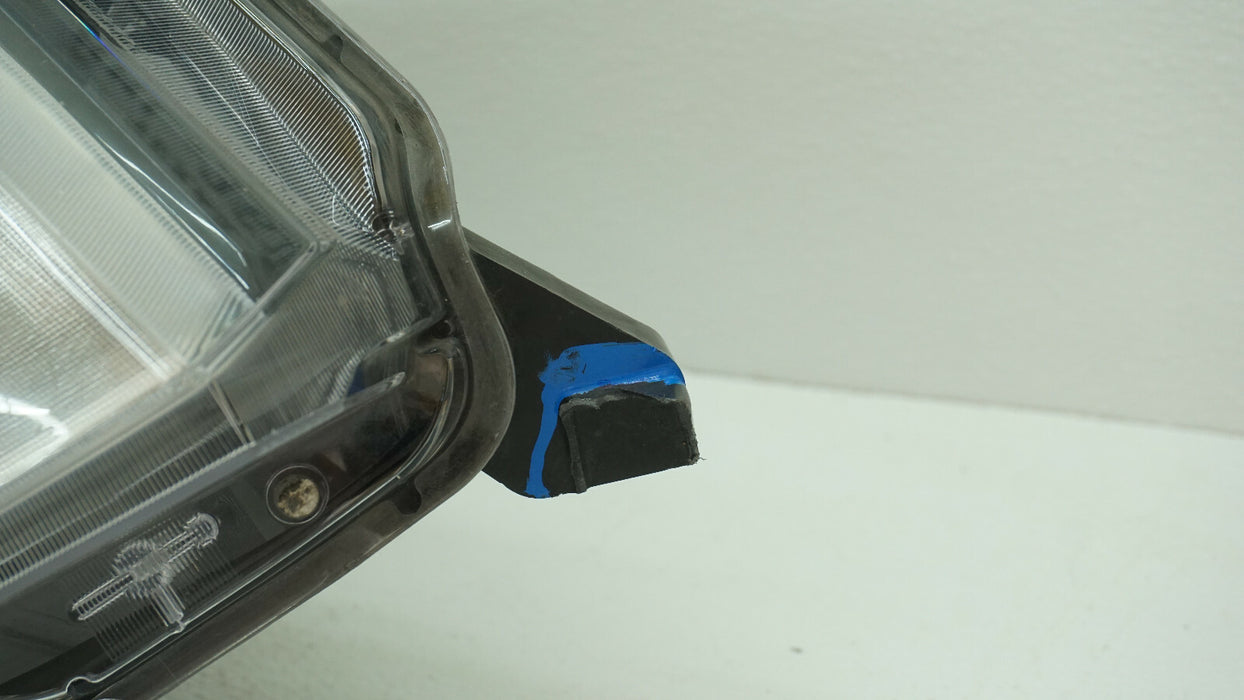 2017 2018 2019 NISSAN ROGUE RIGHT HEADLIGHT LAMP OEM