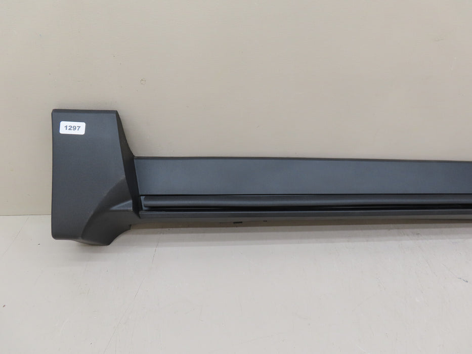 2018-2023 CHEVROLET EQUINOX LEFT DRIVER SIDE ROCKER PANEL SKIRT MOLDING OEM