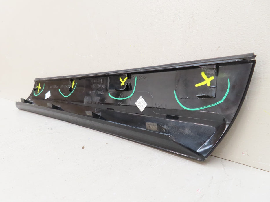 2010-2015 CHEVROLET EQUINOX REAR RIGHT TAILGATE PILLAR MOLDING TRIM OEM 22772930