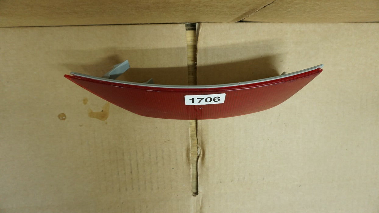 2013-2019 FORD ESCAPE REAR PASSENGER SIDE BUMPER REFLECTOR MARKER LIGHT OEM