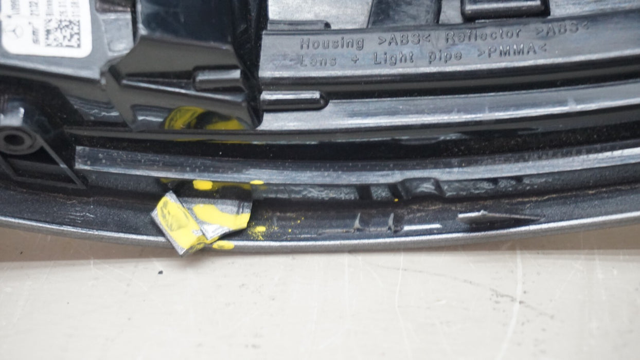 2017-2020 MERCEDES-BENZ E-CLASS LEFT DRIVERS SIDE MIRROR CAP A0998108100 OEM