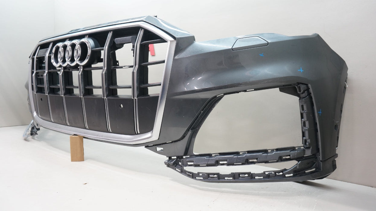 2020-2022 AUDI Q7 FRONT BUMPER COVER PANEL WITH GRILLE OEM