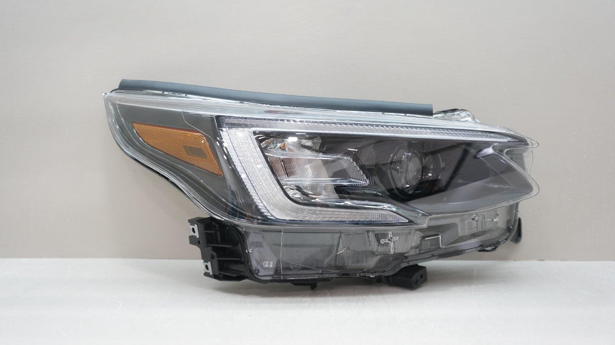 2020-2022 SUBARU LEGACY / OUTBACK FRONT RIGHT PASSENGER SIDE HEADLIGHT OEM