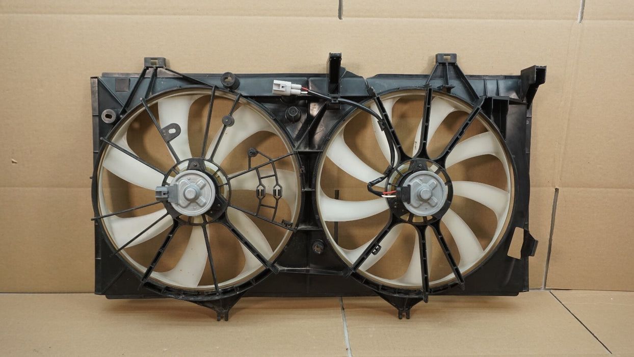 2012-2017 TOYOTA CAMRY SEDAN ENGINE RADIATOR COOLING FAN MOTOR SHROUD BLADE OEM