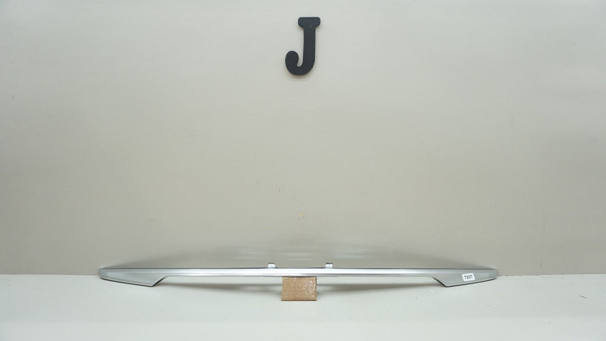 2017-2020 CADILLAC XT5 REAR TRUNK APPLIQUE TRIM MOLDING OEM 84096096