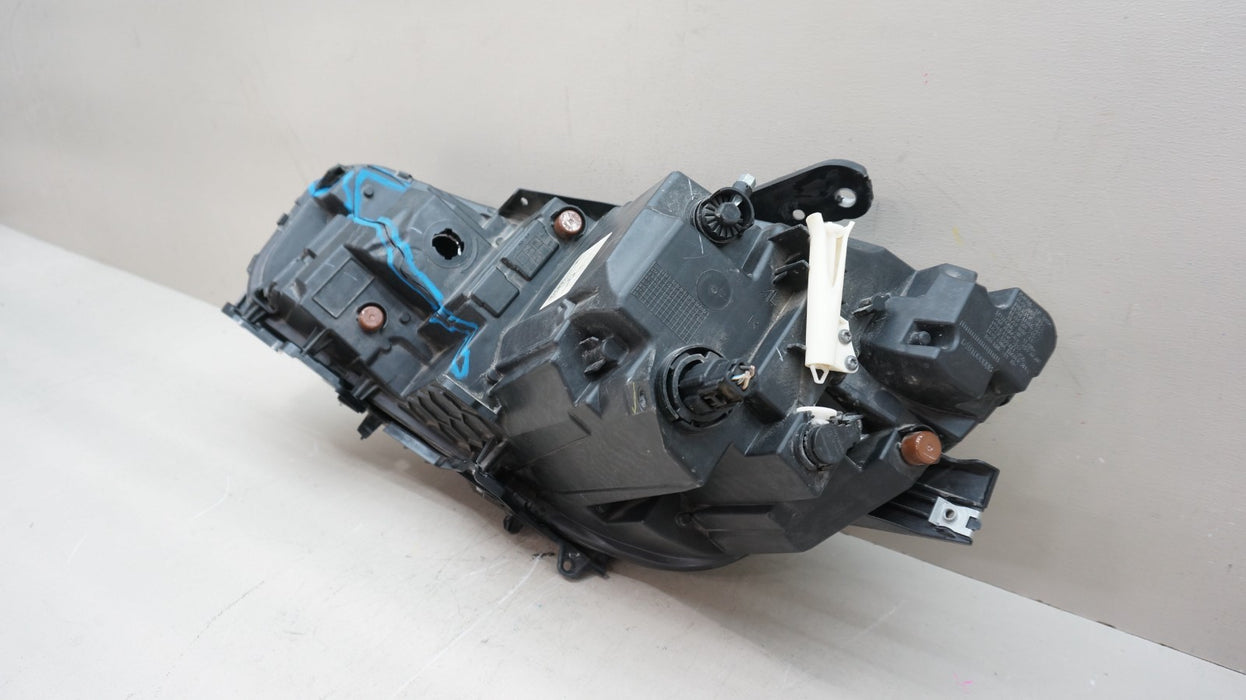 2021-2023 CHRYSLER PACIFICA FRONT RIGHT PASSENEGER SIDE LED HEADLIGHT OEM