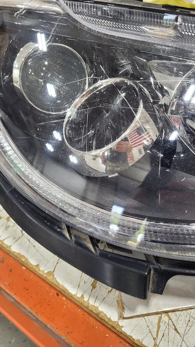 2017 2018 2019 2020 CHRYSLER PACIFICA RIGHT XENON HID HEADLIGHT LAMP OEM