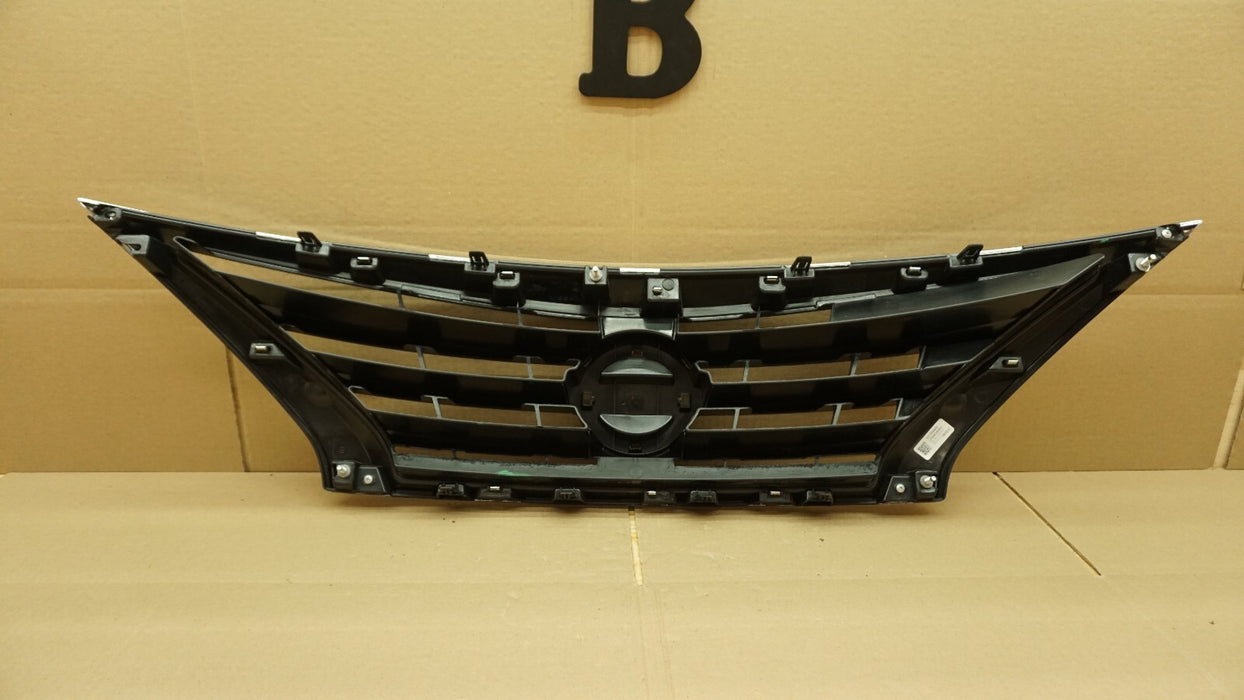 2015-2019 NISSAN VERSA FRONT UPPER RADIATOR GRILLE GRILL OEM 15 16 17 18 19