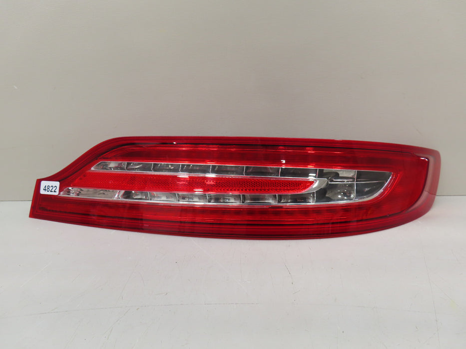2015-2019 LINCOLN MKC REAR RIGHT PASSENGER SIDE TAIL LIGHT OEM