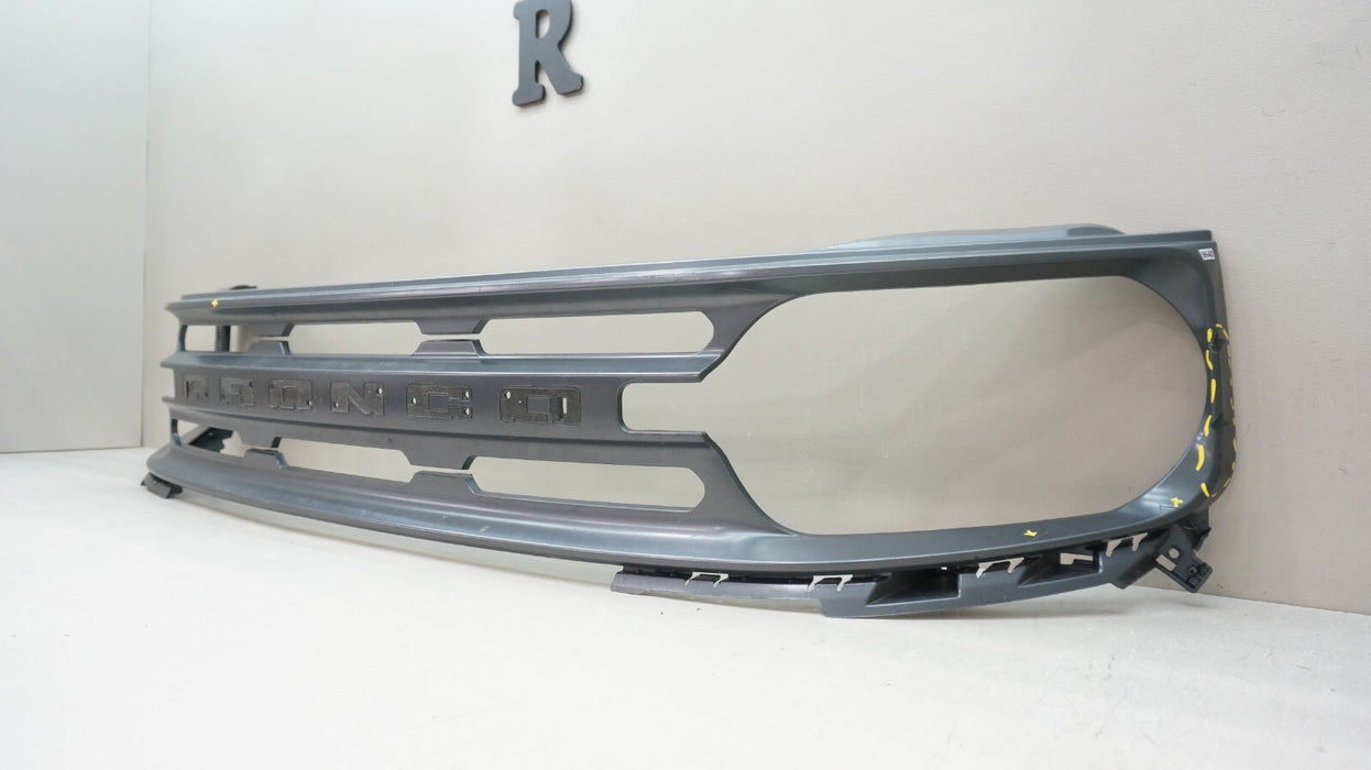 2021-2023 FORD BRONCO SPORT FRONT BUMPER GRILLE OEM M1PB-8200-C