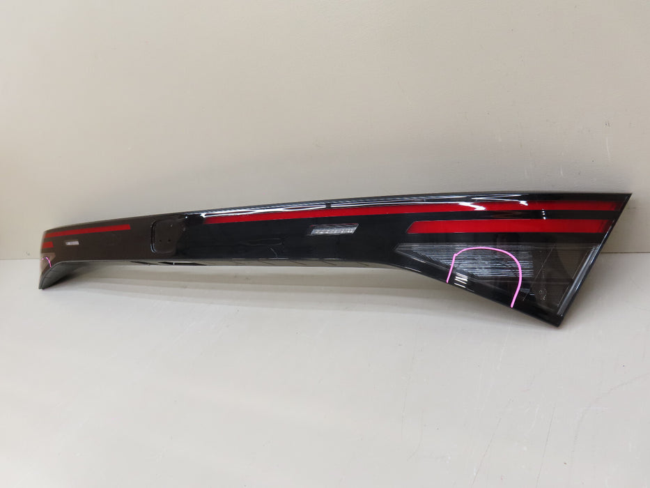 2023 2024 HONDA ACCORD REAR CENTER TRUNK TAIL LIGHT LED OEM