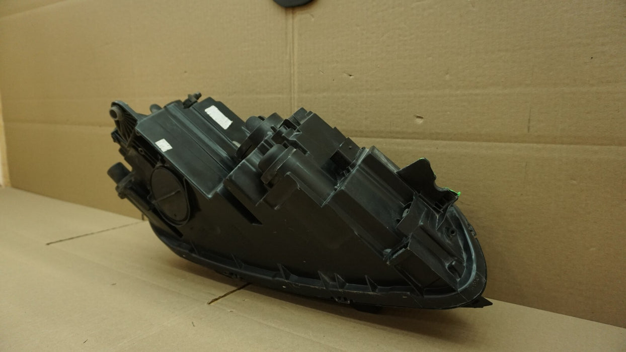 2012-2015 VOLKSWAGEN PASSAT LEFT DRIVER SIDE HEADLIGHT HALOGEN OEM 12 13 14 15