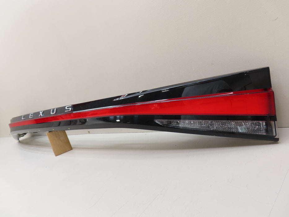 2023 2024 LEXUS RX350 REAR CENTER LIFT GATE TAIL LIGHT OEM
