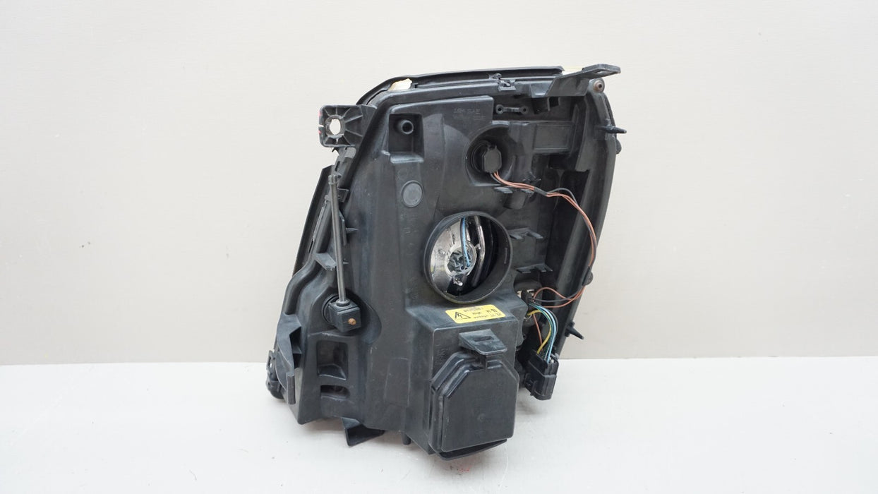 2009-2014 CADILLAC ESCALADE FRONT RIGHT SIDE HALOGEN HEADLIGHT LAMP OEM