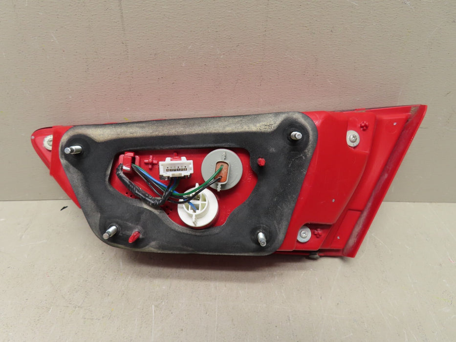 2016-2018 KIA OPTIMA REAR LEFT DRIVER SIDE INNER TAIL LIGHT LAMP OEM 92403-D5000