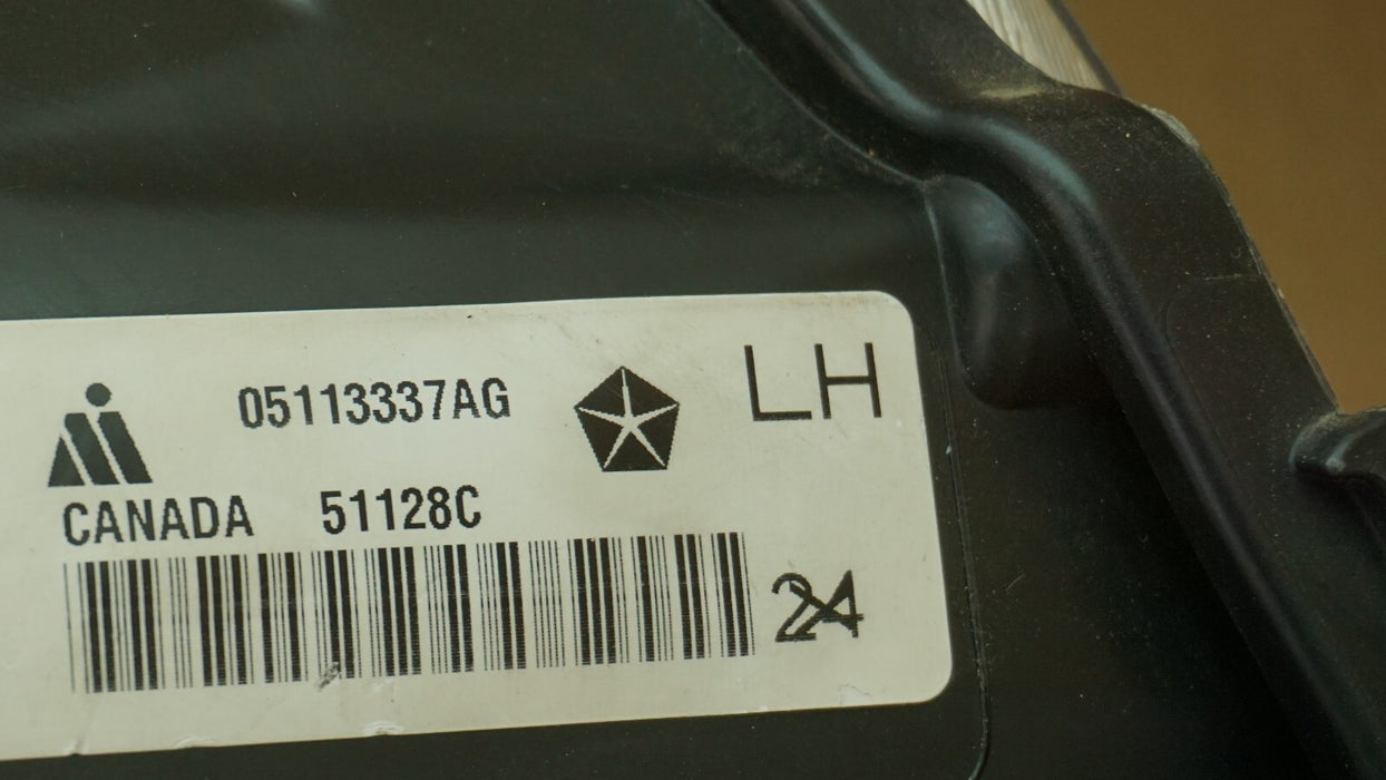 2008-2016 CHRYSLER TOWN & COUNTRY LEFT DRIVER SIDE HEADLIGHT HALOGEN OEM