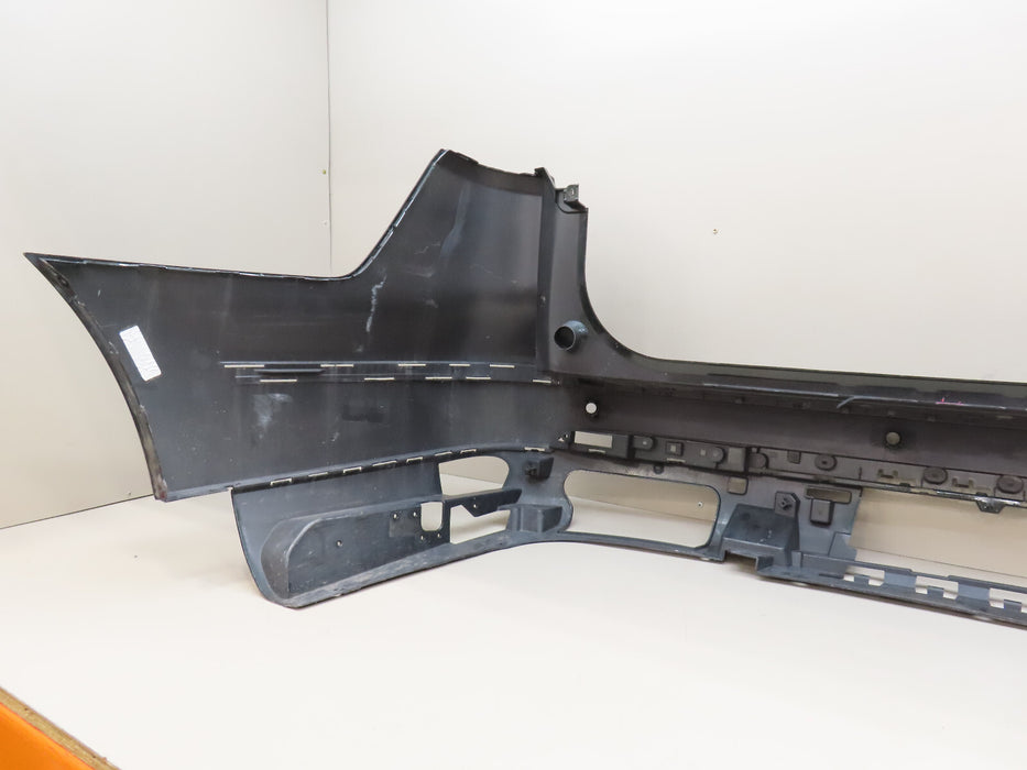 2022 2023 LINCOLN NAVIGATOR REAR BUMPER COVER OEM