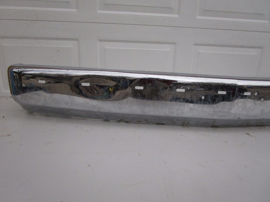 95 96 97 98 CHEVROLET TAHOE FRONT BUMPER COVER OEM