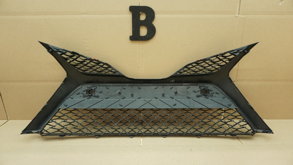 2018-2020 TOYOTA CAMRY SE XSE FRONT LOWER BUMPER GRILLE GRILL OEM 53113-06130/40