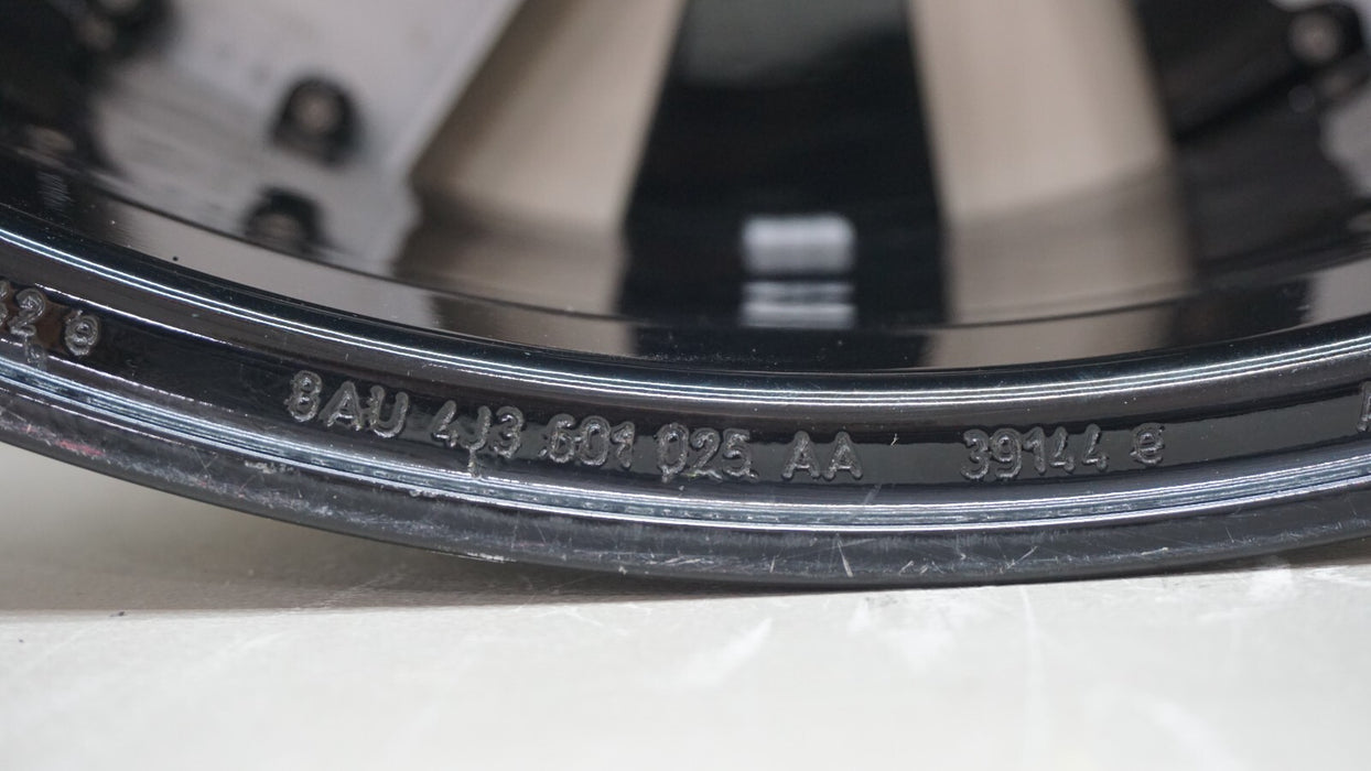 2022-2023 AUDI E-TRON GT RS 21"  ALLOY RIM OEM 4J3601025J