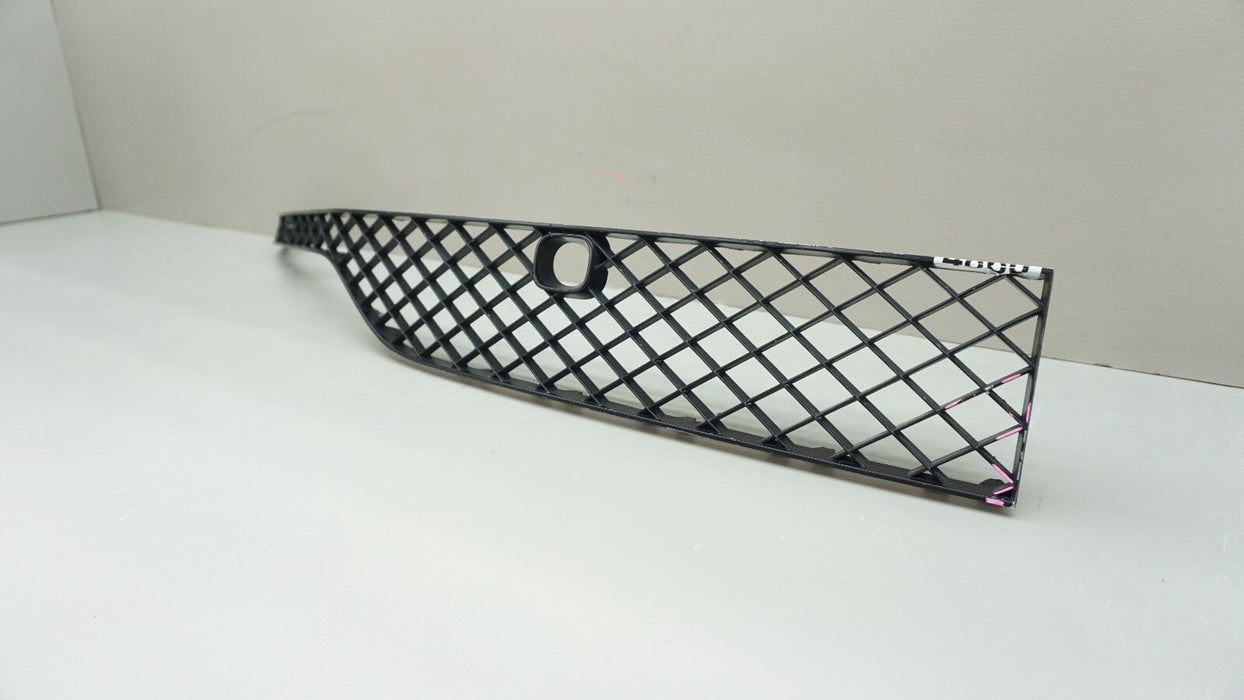 2016-2019 BENTLEY BENTAYGA FRONT RIGHT GRILLE 36A807681 OEM