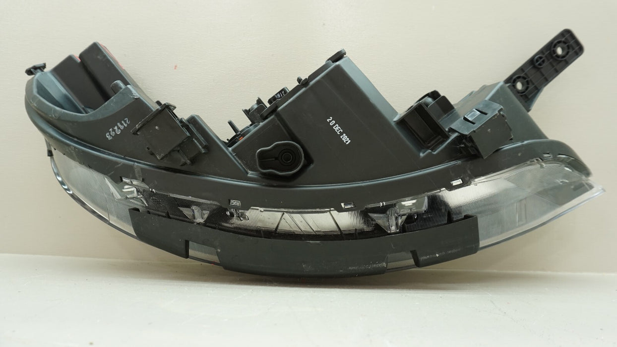 2019-2020 KIA SOUL FRONT LEFT DRIVERS SIDE HALOGEN HEADLIGHT OEM 19 20