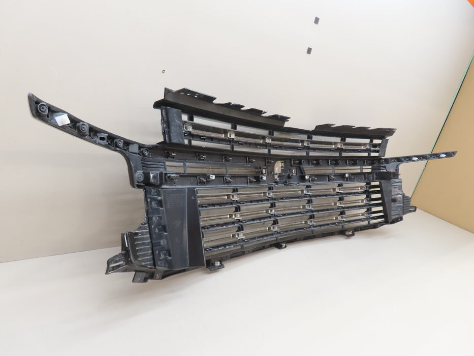 2021 2022 CHEVROLET TAHOE SUBURBAN LT/RST FRONT RADIATOR GRILLE GRILL OEM