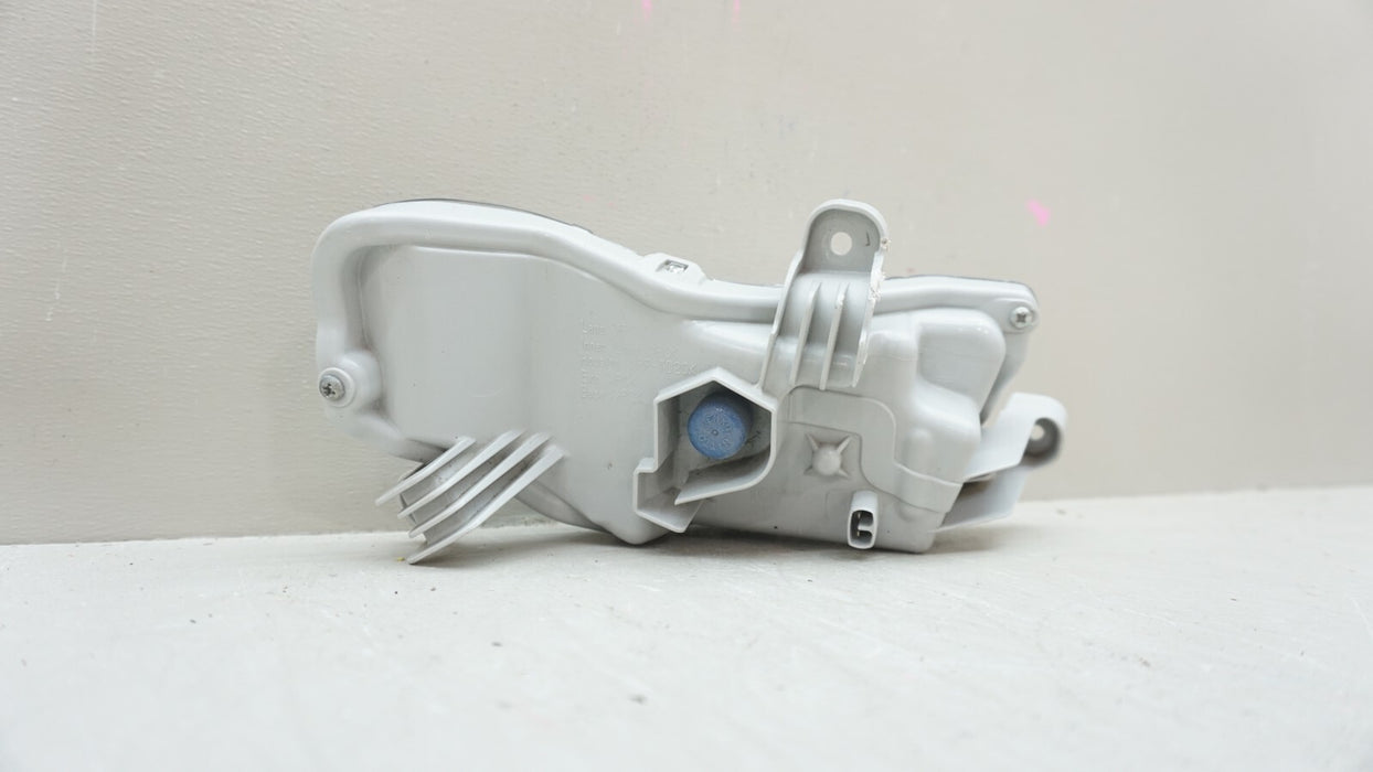 2017-2019 TOYOTA COROLLA FRONT LEFT DRIVER SIDE FOG LIGHT OEM