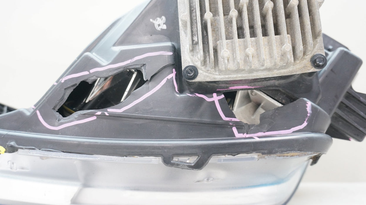 2016-2019 NISSAN TITAN FRONT RIGHT PASSENGER SIDE LED HEADLIGHT OEM 26010EZ22B
