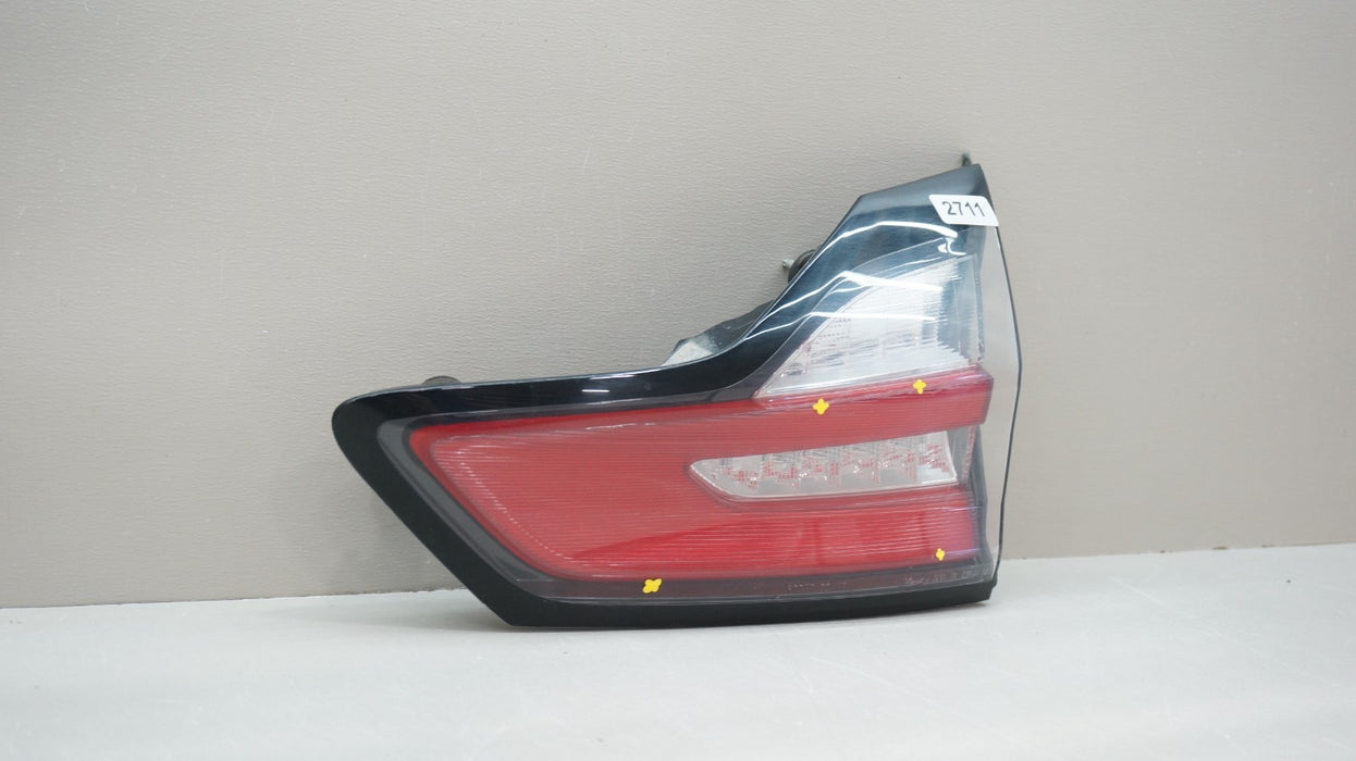 2019-2024 FORD EDGE REAR RIGHT PASSENGER SIDE INNER LED TAIL LIGHT OEM