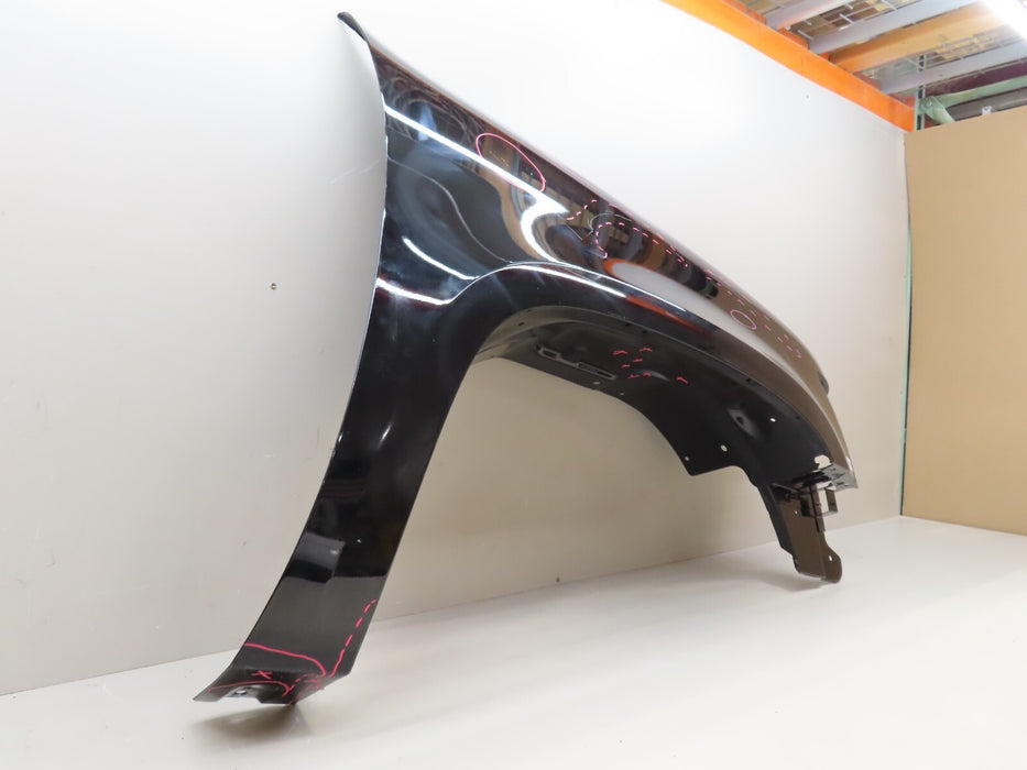 2007-2013 CHEVROLET AVALANCHE SUBURBAN TAHOE FRONT RIGHT PASSENGER FENDER OEM