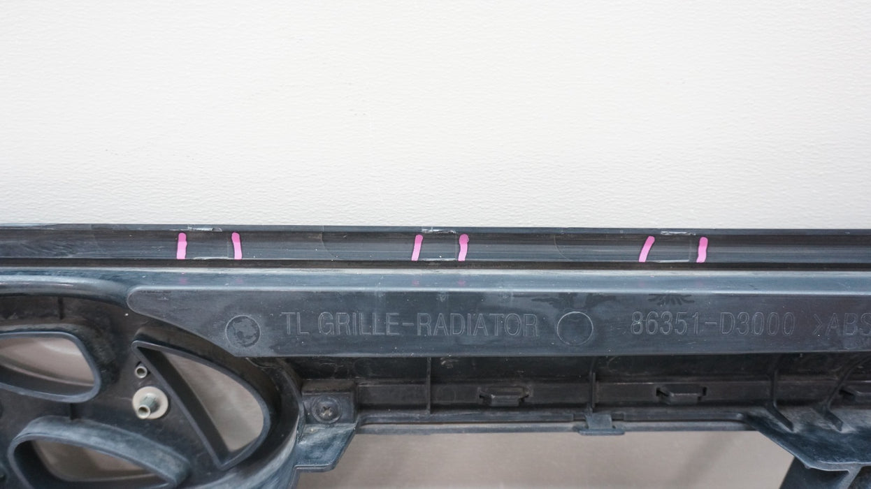2016-2018 HYUNDAI TUCSON FRONT BUMPER RADIATOR GRILLE OEM 86351-D3000