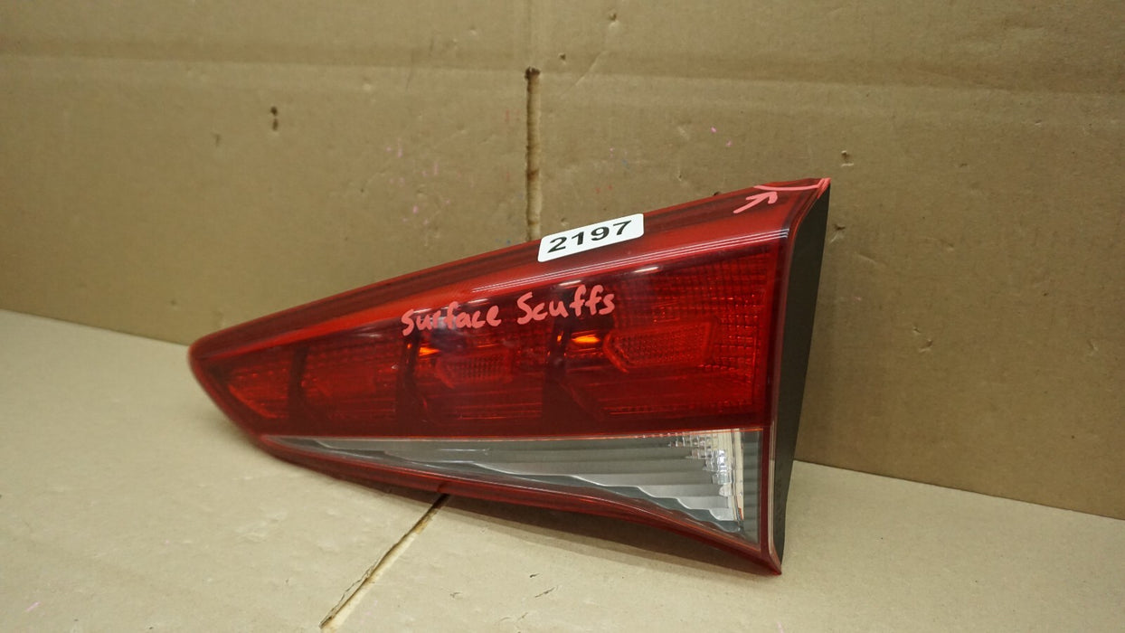 2016-2018 HYUNDAI TUCSON REAR RIGHT PASSENGER SIDE TAIL LIGHT HALOGEN OEM