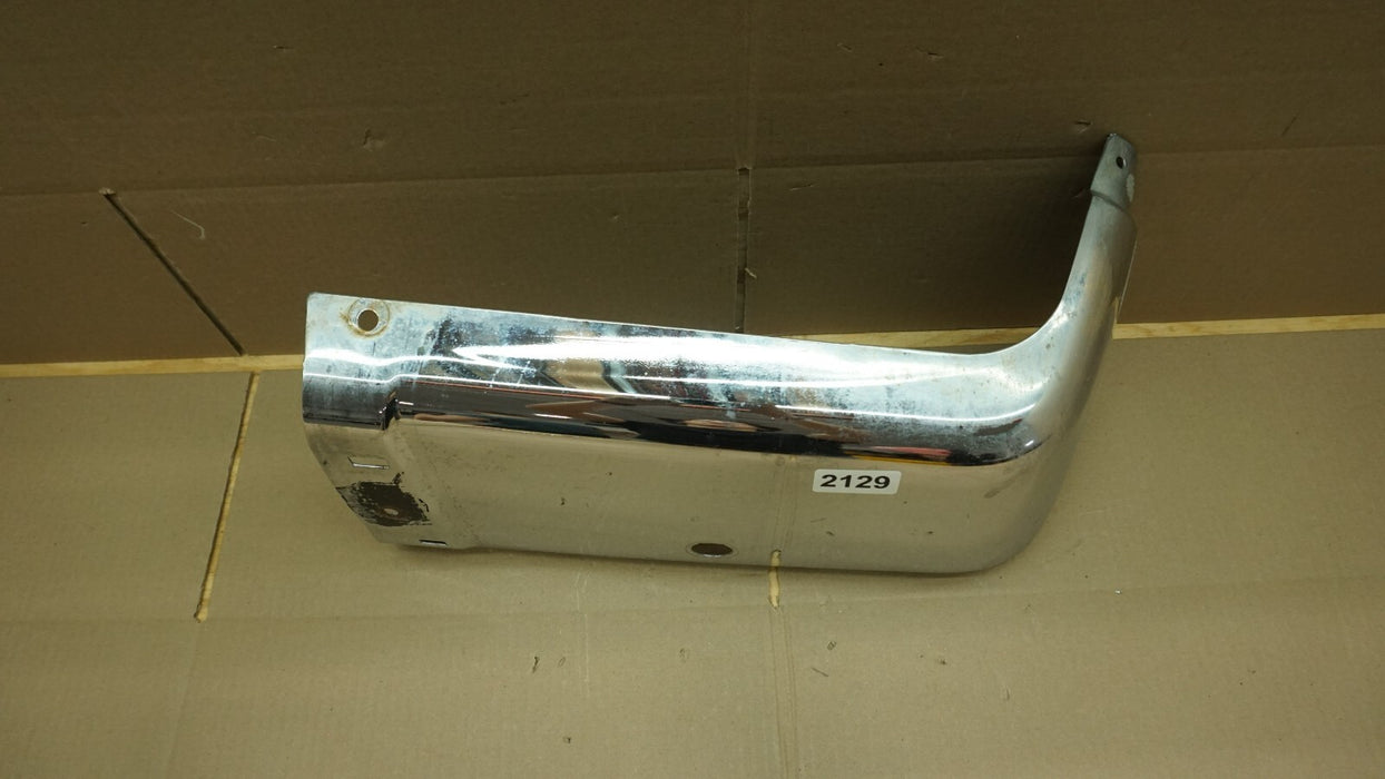 2007-2013 CHEVROLET SILVERADO REAR BUMPER END CAP PASSENGER SIDE OEM 15284-3058