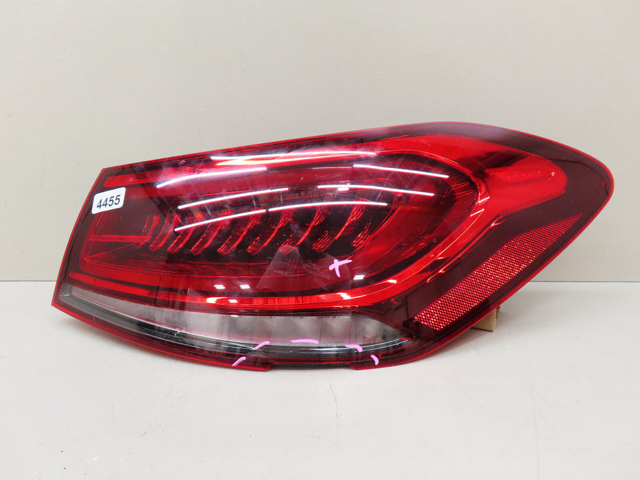 2020-2023 MERCEDES GLE63 GLE 53 RIGHT RH  SIDE LED TAIL LIGHT LAMP OEM