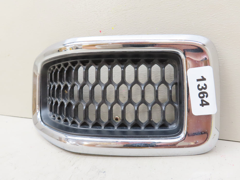 2014-2018 JEEP CHEROKEE FRONT RADIATOR GRILL GRILLE INSERT #5 OEM