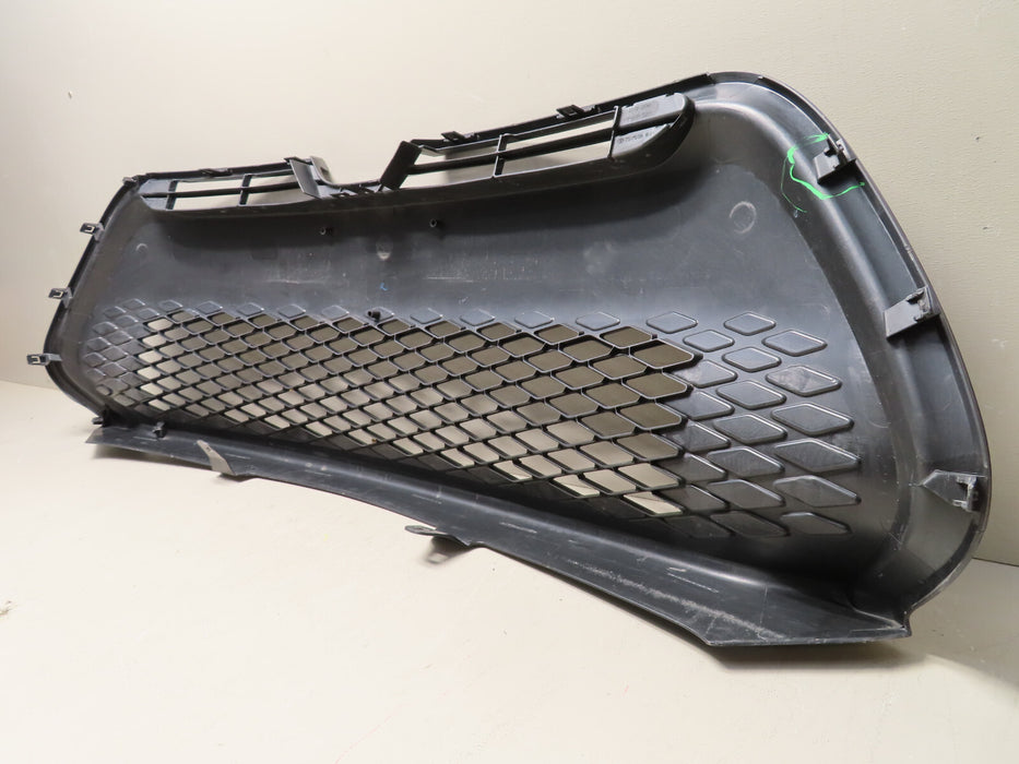 2017 2018 2019 TOYOTA COROLLA SE XSE FRONT LOWER GRILLE GRILL OEM