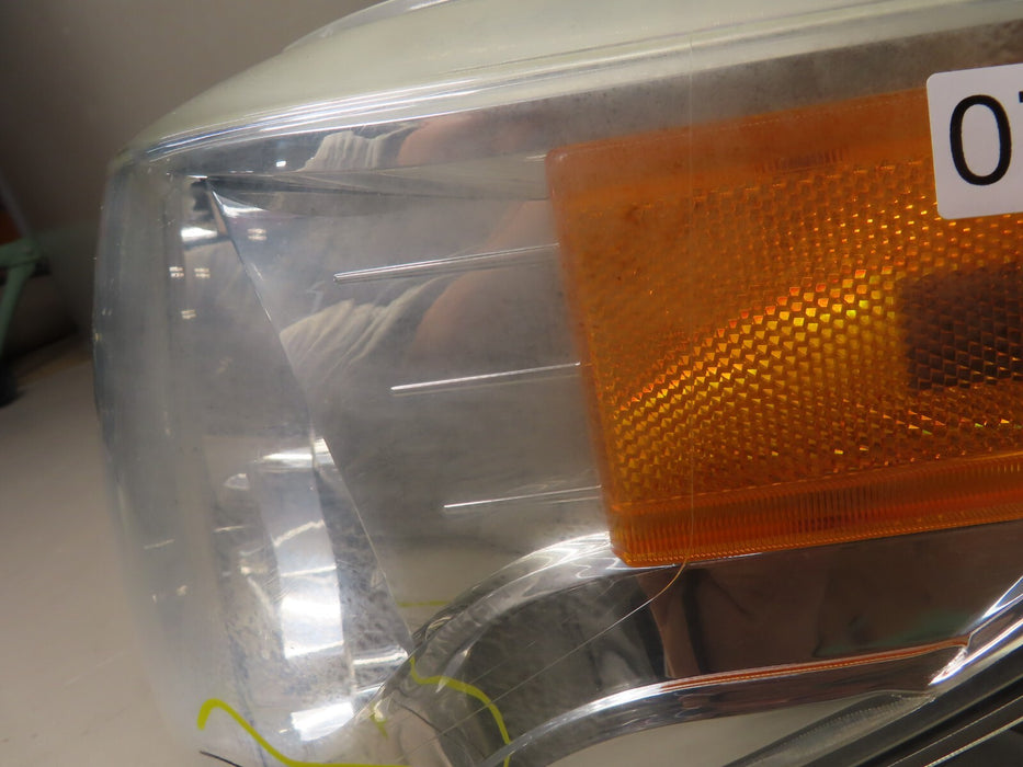 2014 2015 2016 2017 Toyota Tundra LEFT HEADLIGHT LAMP OEM