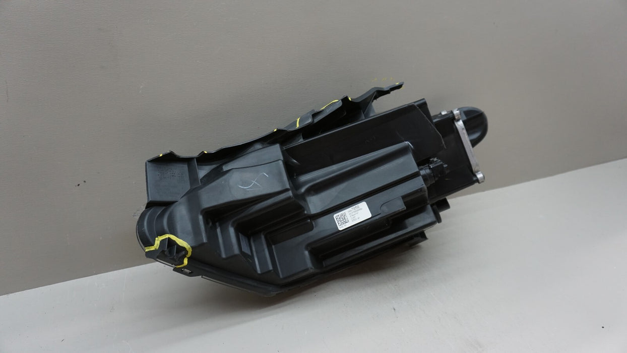 2018-2021 CHEVROLET TRAVERSE FRONT RIGHT PASSENGER SIDE HEADLIGHT XENON HID OEM