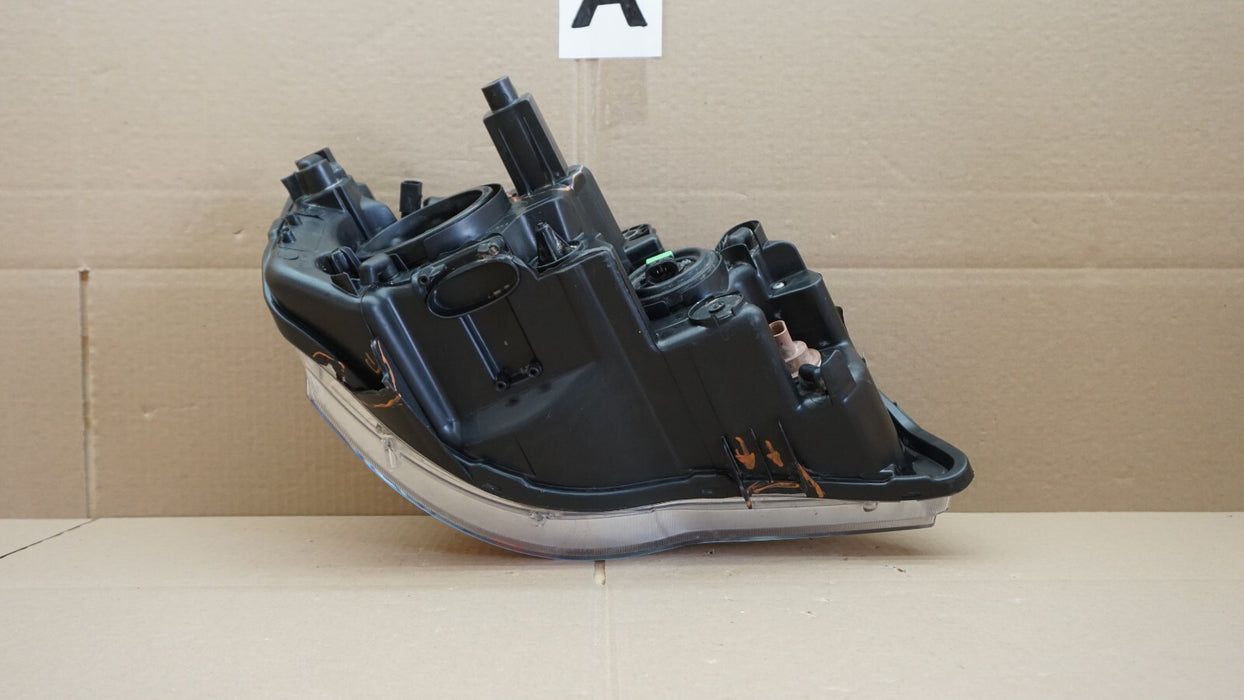 2008-2016 CHRYSLER TOWN AND COUNTRY  LEFT DRIVER SIDE HALOGEN HEADLIGHT OEM