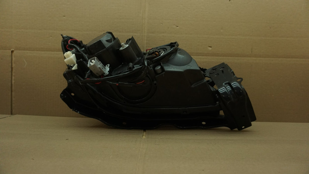 2007 SUBARU IMPREZA OUTBACK FRONT LEFT DRIVER SIDE HEADLIGHT HALOGEN OEM 07